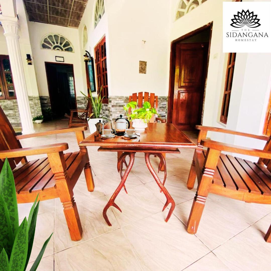 Sidhangana Home Stay Anuradhapura Esterno foto