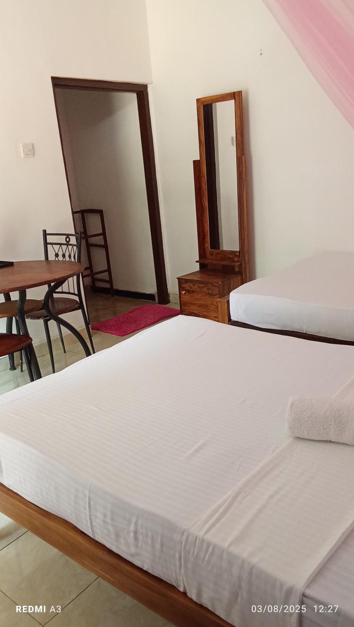 Sidhangana Home Stay Anuradhapura Camera foto